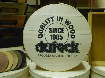Dufeck wooden cheese boxes, available in multiple sizes. Showing an option to personalize cheese boxes with the Dufeck logo. 